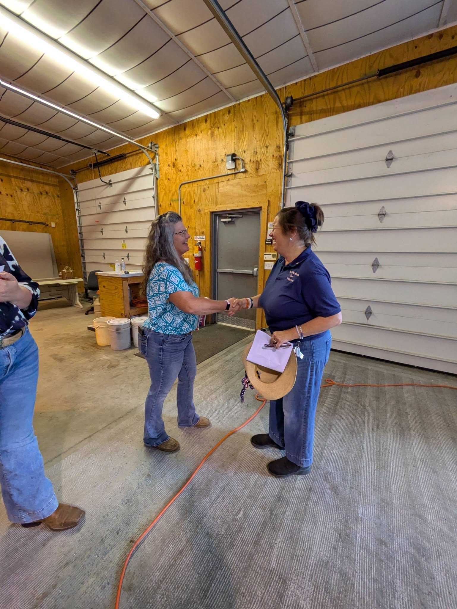 Large Animal Veterinarians Have a Vital Role in the Food Chain!